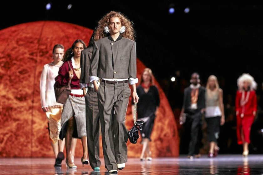 Le Luxe en 2026 : Le Grand Tournant de l’Artisanat Radical